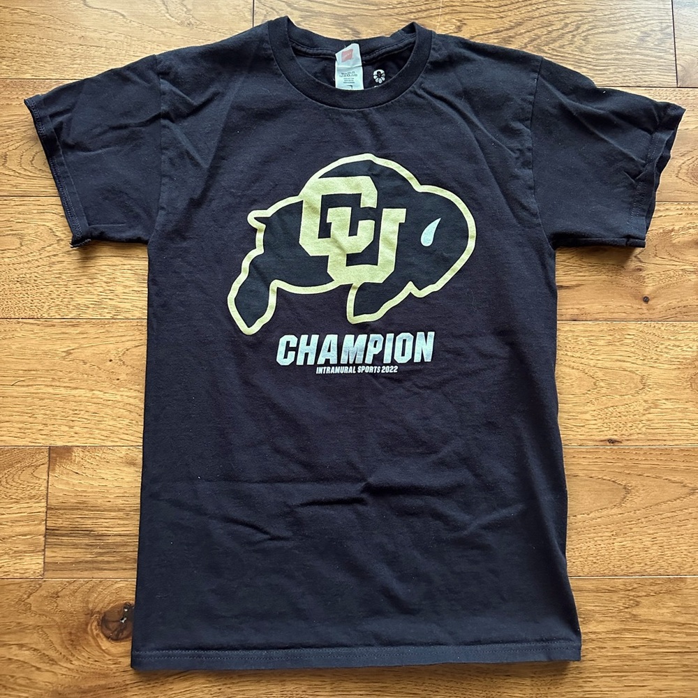 University Of Colorado CU Boulder Champion T-shirt Size S Unisex